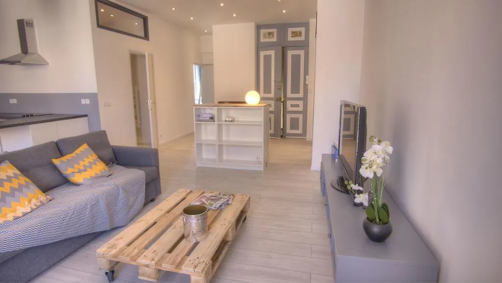 Grand 2 Pieces Cosy 20 Boulevard Carnot 4Mn Palais Festivals Apartment Cannes 0*,  France