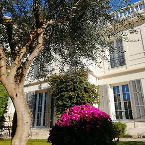 Blanche Bed & Breakfast